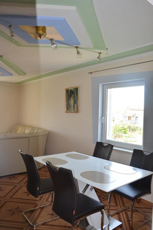 Apartments Petar&Anka Biograd Na Moru Ruang foto