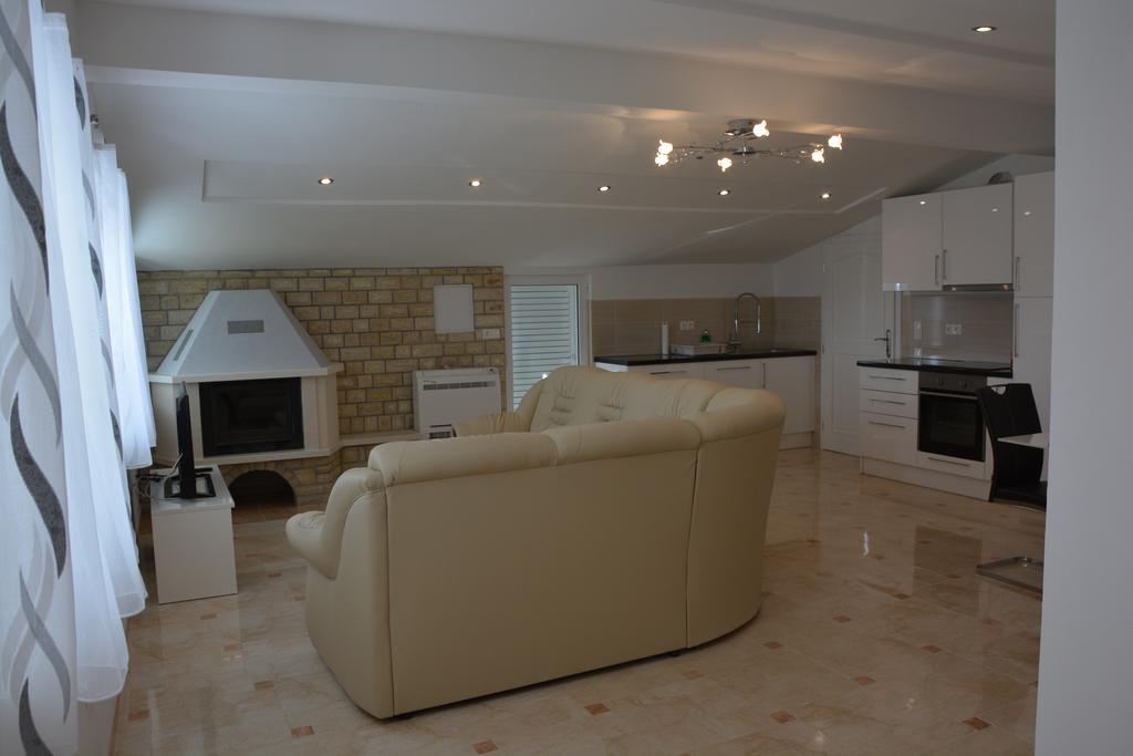 Apartments Petar&Anka Biograd Na Moru Bagian luar foto